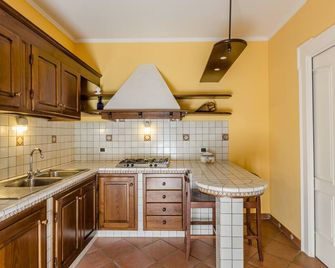 Dragani village, a perfect combination of sea, mountains, nature, privacy and relaxation - Ortona - Kitchen