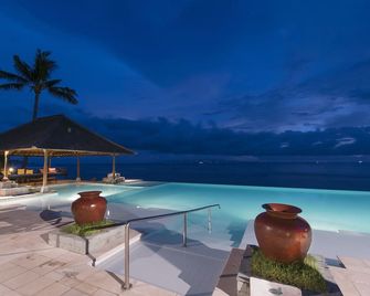 Lotus Bungalows - Manggis - בריכה