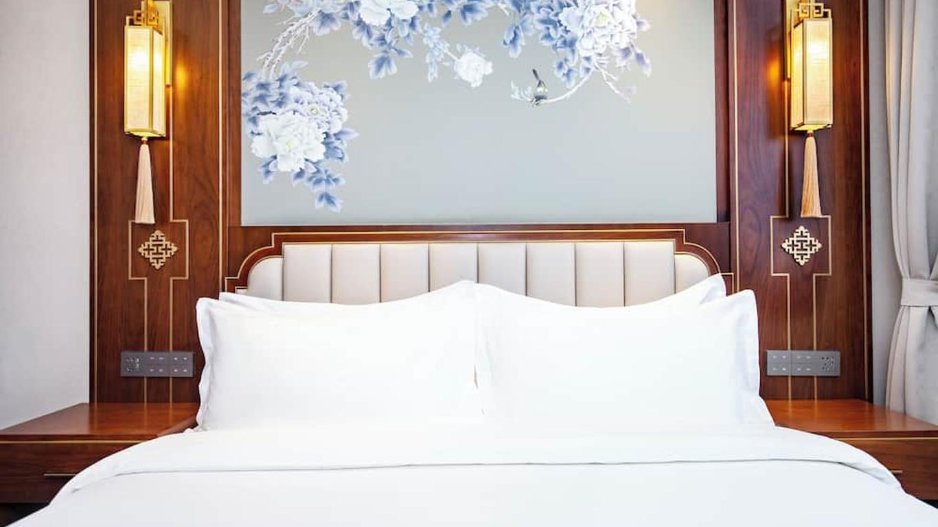 بيير بالاس هوتل