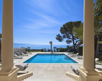 Villa Amalia - Liburnia - Opatija - Uima-allas