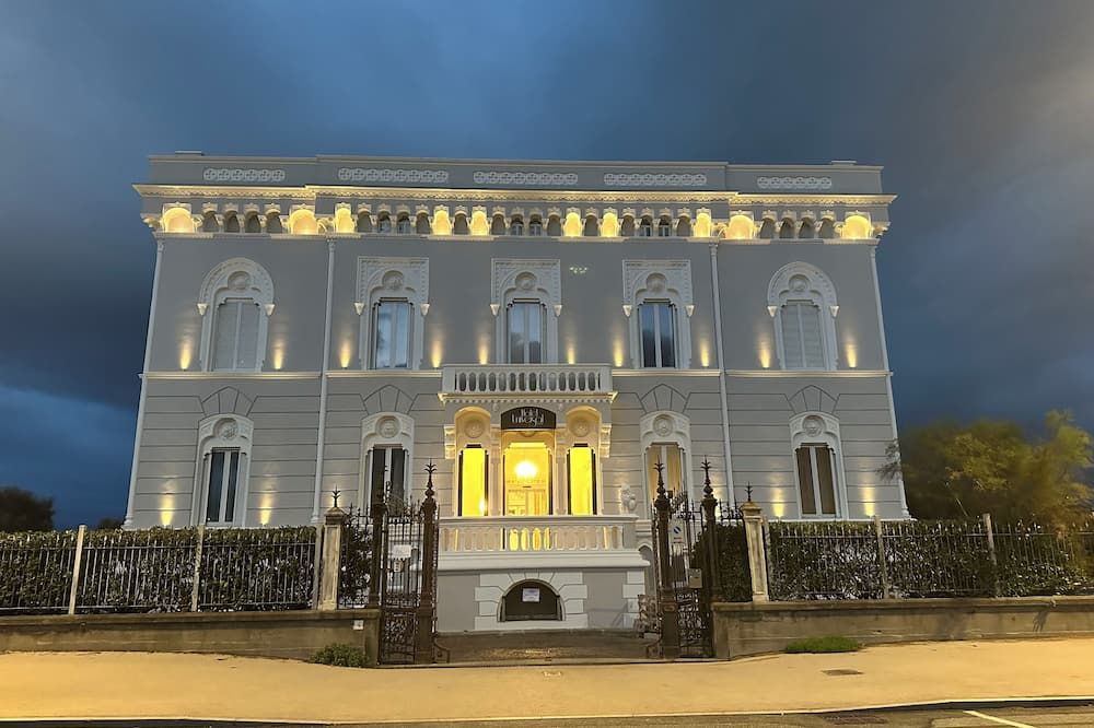 Hotel Universal - Livorno