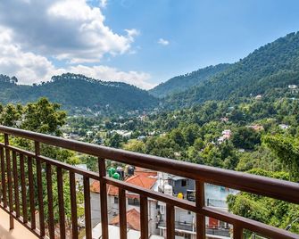 Hill View Homes - Nainital - Varanda