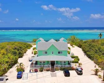 The Blue Iguana at Cottages - East End - Building