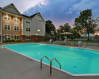 Residence Inn by Marriott Louisville Airport - Louisville - Pool