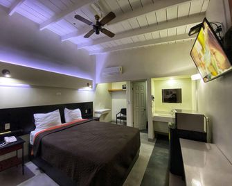 Hotel Reno - Tijuana - Habitación