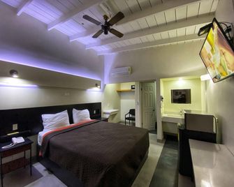 Hotel Reno - טיחואנה - חדר שינה