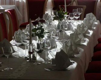 Hotel Der Tharerwirt - Valdaora - Sala de banquetes