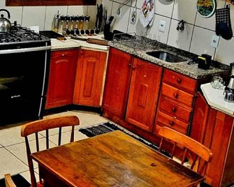 Carcará Hostel Ipanema - Zona Sul Poa - Porto Alegre - Cocina