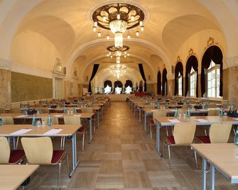 Dolce by Wyndham Bad Nauheim - Bad Nauheim - Restaurace