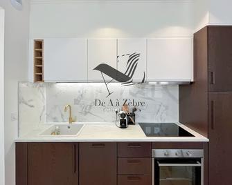 L'Escale d'Audry - Appartement sur cour situé en plein coeur de ville - Rochefort - Cuisine