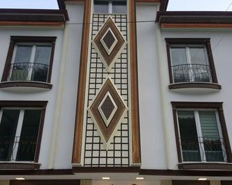 Ayder Valley Palace - Çamlihemşin - Building