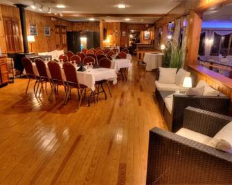 Alamoosook Lakeside Inn Orland - Orland - Restaurante