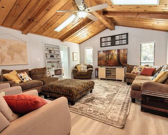 Lake Vernon Waterfront Family Getaway - Anacoco - Sala de estar