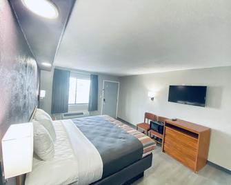 Executive Inn - Kingsville - Bedroom