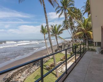 Soul Beachfront Villa - Your Dream Beach Vacation Awaits! - Santa María Mizata - Balcón