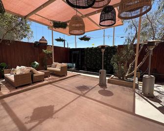 Atankalama - Calama - Patio