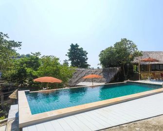 Chunut House Resort - Phi Phi-öarna - Pool