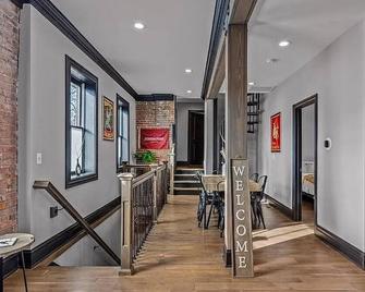 Charming oasis located in Benton Park - St. Louis - Dining room