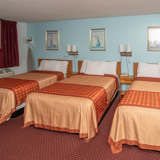 Bedroom view of Eastbrook Inn