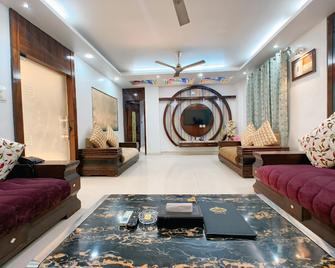 Frontline Residency - Patna - Living room