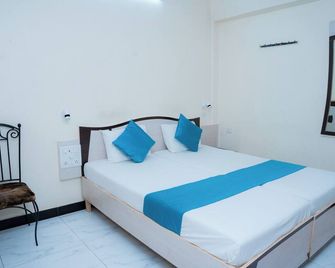 Saigal Guest House - Mumbai - Schlafzimmer