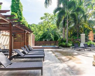 Hotel Gran Jimenoa - Jarabacoa - Patio