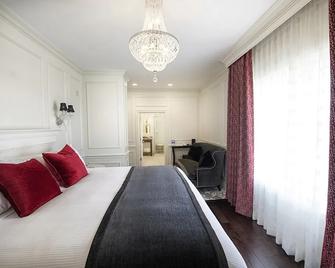 Dominion House - Guthrie - Slaapkamer