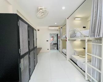 Samui Beach Hostel - Ko Samui - Habitación