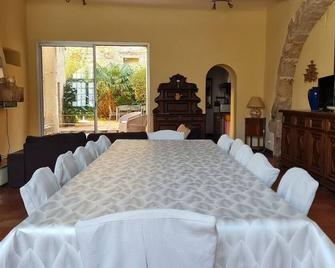 Gite Le Ramonetage By Keskeyspass - Ornaisons - Comedor