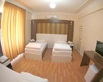 Gold Vizyon Hotel - Aksaray - Bedroom