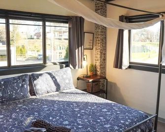 Rivers Edge Lofts - Unit 1 - Niles - Bedroom