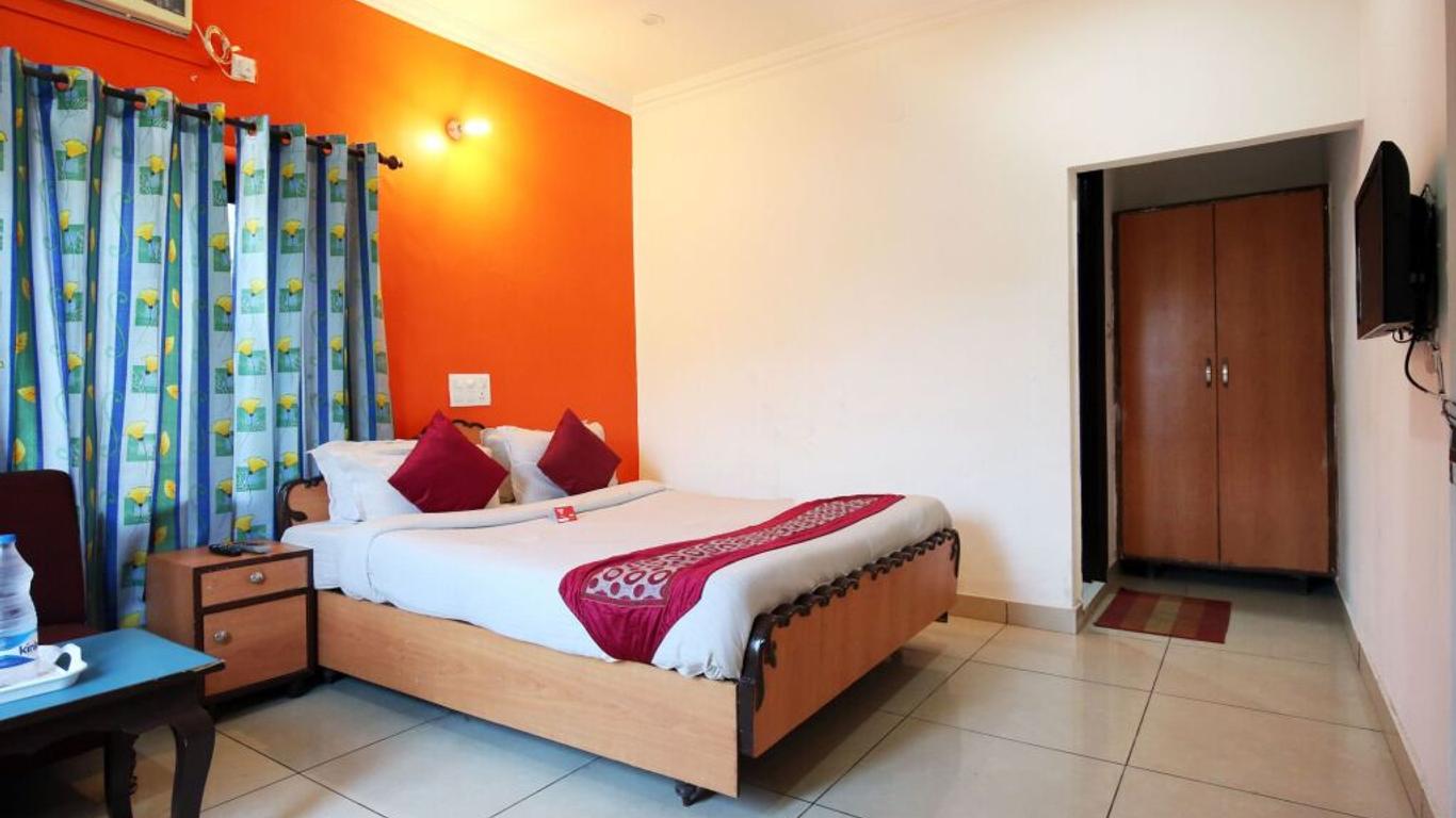 Hotel O Rajmahal