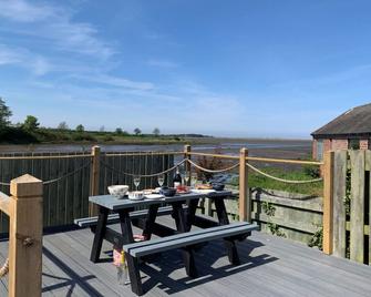 Seal Bay - Belford - Balcony