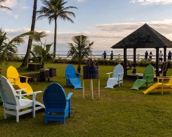 Costa Pacifica Resort - Baler - Patio