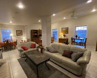 Loudoun Valley Manor - Waterford - Wohnzimmer