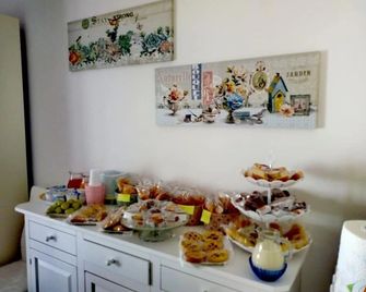 B&b La Felicita - Lesina - Buffet