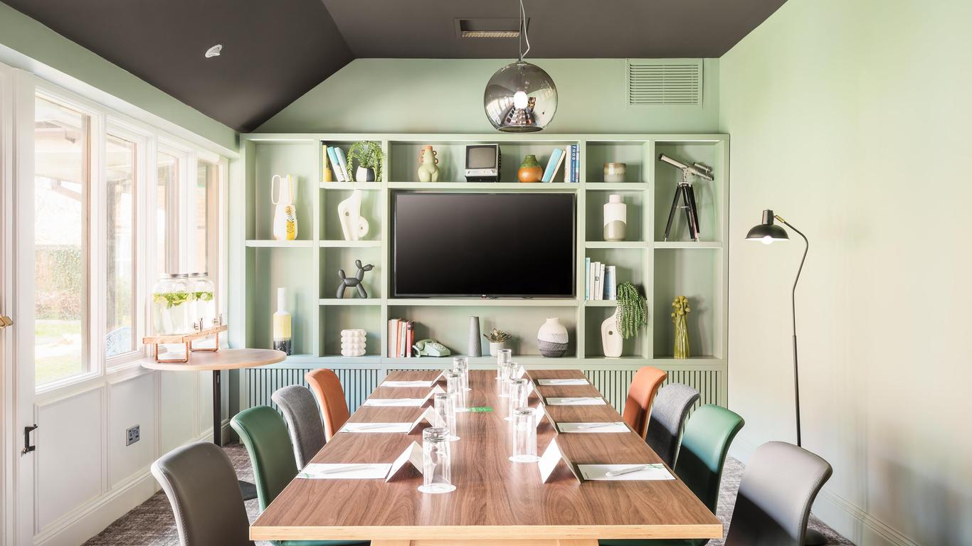 Holiday Inn Reading - West By IHG