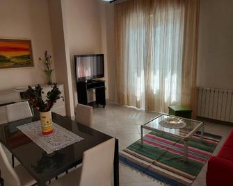 Ventura Casavacanze - Oliveri