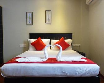 Hotel Highway Garden - Kochi - Bedroom
