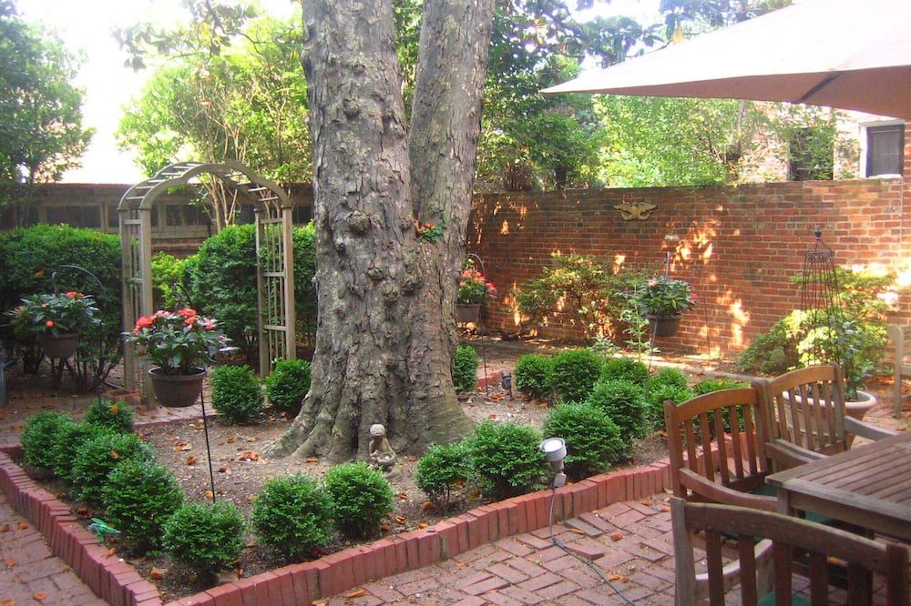 George Washington Town House in Old Town Alexandria - Walk to Everything! - אלכסנדריה - פטיו