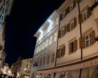 Residence Fink Central Apartments - Bolzano
