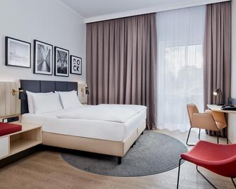 Crowne Plaza Hamburg - City Alster - Hamburg - Bedroom