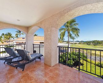 Hilton Pool Pass incl - Spacious & Relaxing Resort Gem ~ View ~ Pool ~ Gym - Waikoloa Village - Balcony