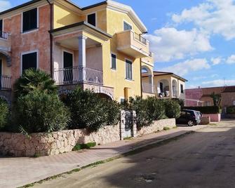 Affittimoderni Valledoria - La Casa di Serafino - Valledoria - Building
