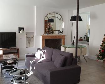 Gîte Illixo - Bagnères-de-Luchon - Living room