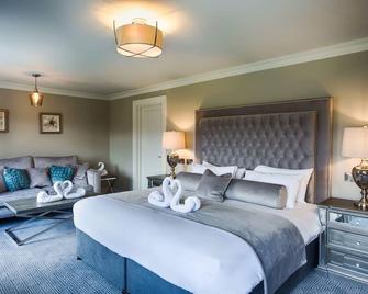 Village Hotel - Bettystown