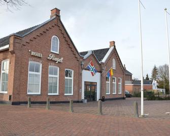 Hotel Aan De Singel - Delfzijl - Building