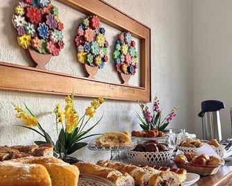 Pouso das Flores - Próximo a Maria Fumaça - Tiradentes - Buffet