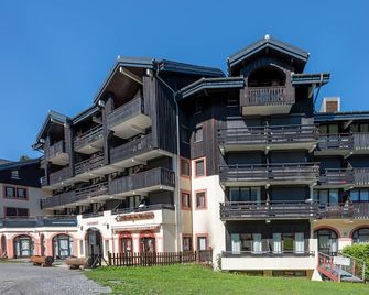Vacancãole - Grand Morillon - Morillon - Building