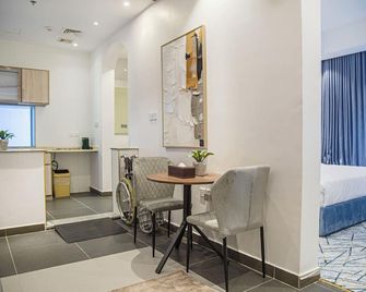 Indigo Apartments - Jeddah - Dining room